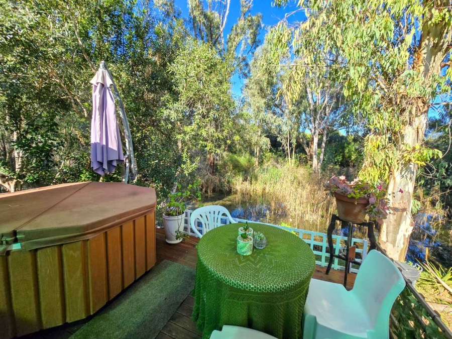 2 Bedroom Property for Sale in Still Bay East Western Cape